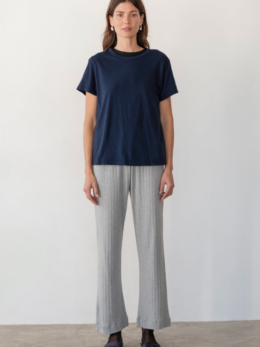 DONNI. The Pointelle Simple Crop Pant Size SHeather Grey / S - Picture 2 of 3